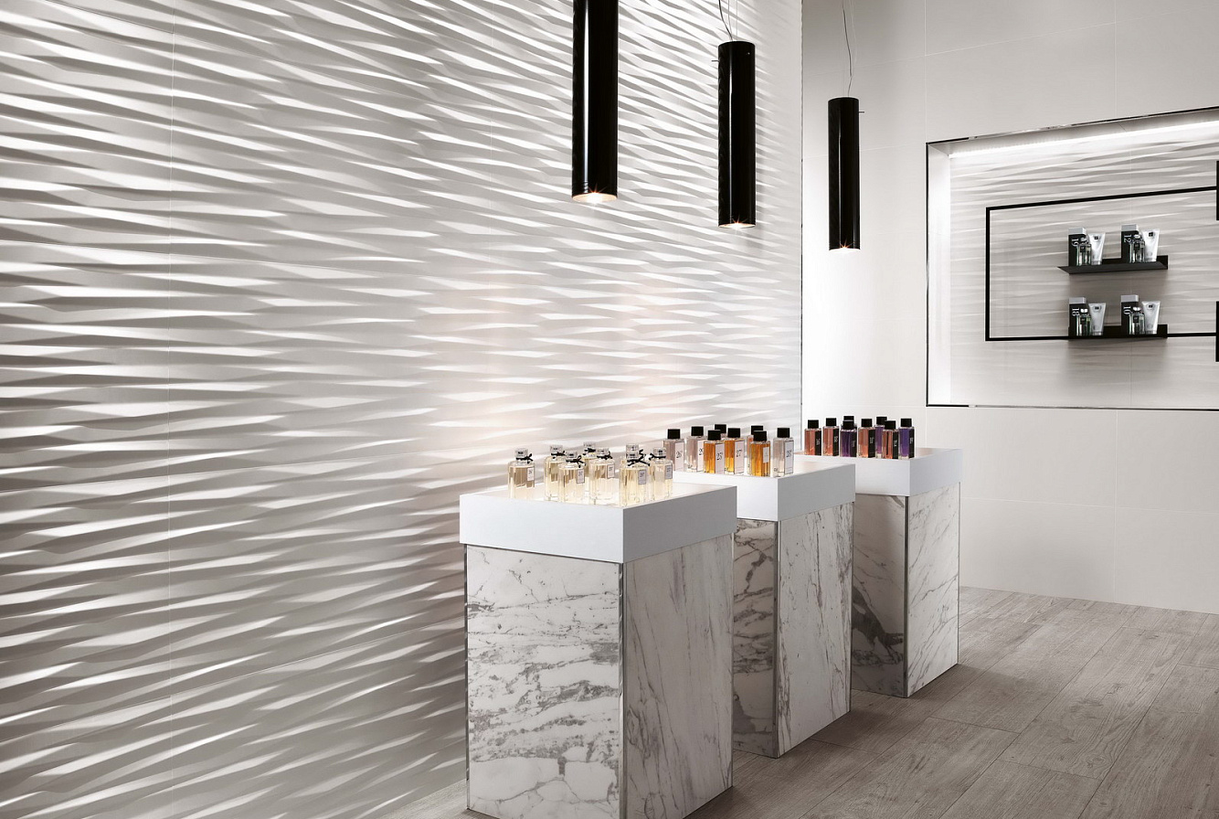 Строгие решительные линии плитки Atlas Concorde 3D Wall Design Blade вычерчивают рельефный граненый рисунок, создавая динамичные трехмерные покрытия, украшенные эффектной игрой света и тени.